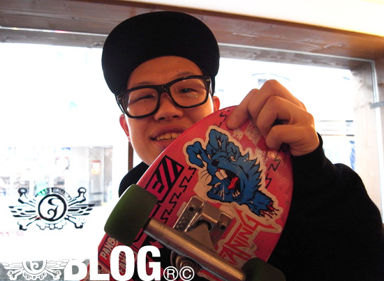 s-r001932811 s-r001932811